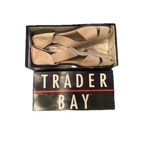 Brown Sandal Trader Bay Women's Tan Slip On Stretch Size 11M Closed Toe NIB VTG‎